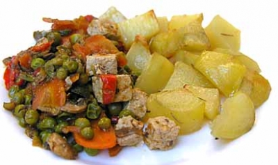 Estofado de verduras con tofu y patatas al romero